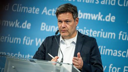 Wirtschaftsminister Robert Habeck spricht von einem wichtigen Schritt für mehr Klimaschutz. 