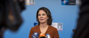 Annalena Baerbock ruft Türkei zum Verzicht einer Bodenoffensive in Syrien auf.