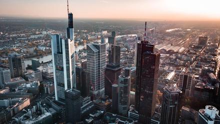 Deutsche Banken haben so viel Eigenkapital wie seit zehn Jahren nicht mehr. 