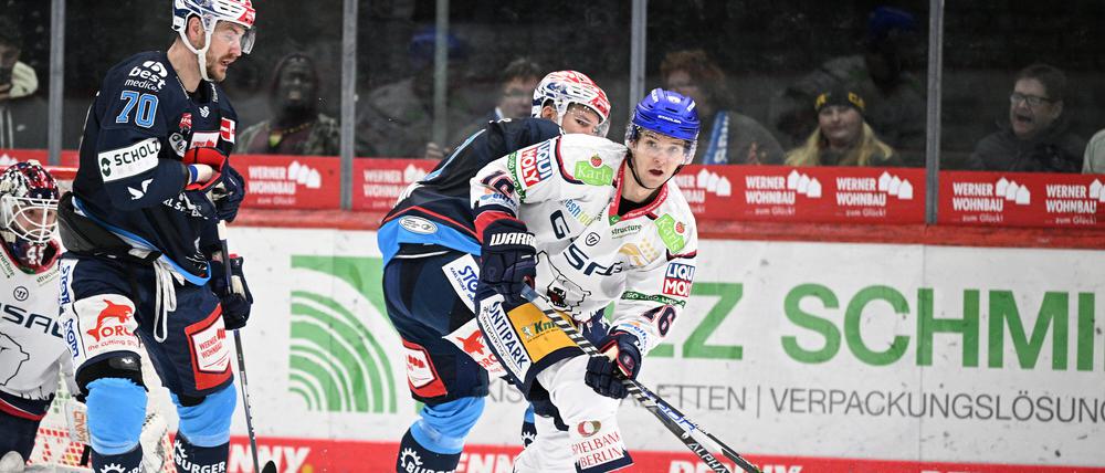 Brendan Guhle feierte ein ernüchterndes DEL-Debüt in Schwenningen.