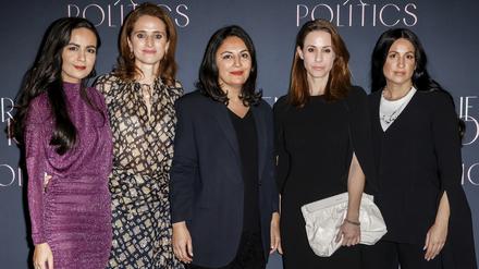 Kämpfen für Heldinnen. Shahrzad Eden Osterer vom Bayerischer Rundfunk, Unternehmerin Verena Pausder, Menschenrechtsaktivistin Düzen Tekkal , ARD-Korrespondentin Natalie Amiri und Filmproduzentin Minu Barati im Hotel Adlon.