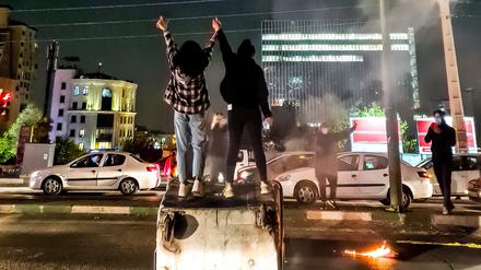 Seit fast drei Monaten demonstrieren Iranerinnen und Iraner gegen das Regime.