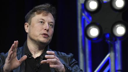 Elon Musk hat erneut Tesla-Aktien verkauft.