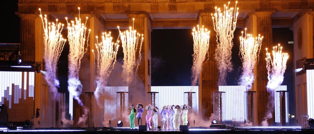Silvestershow Celebrate at the Gate – Willkommen 2022 am Brandenburger Tor.