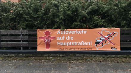 Die Bürgerinitiative für mehr Verkehrsberuhigung gibt es seit 2014. Sie kämpft dafür, dass sich die Schildower Straße in eine Fahrradstraße verwandelt und der aus dem Umland pendelnde Autoverkehr auf der B96 bleibt.