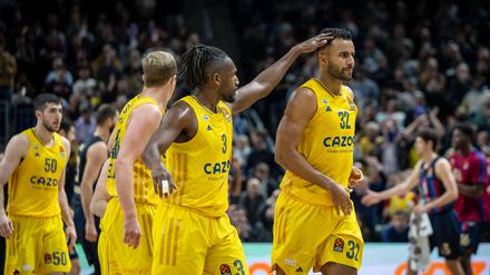 Johannes Thiemann (rechts) verpasste kurz vor Schluss die Chance zum Ausgleich. Aufmunterung gibt es von Jaleen Smith.