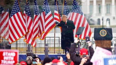 FILE PHOTO: U.S. President Donald Trump gestures at the end of his speech during a rally to contest the certification of the 2020 U.S. presidential election results by the U.S. Congress, in Washington, U.S, January 6, 2021. REUTERS/Jim Bourg/File Photo