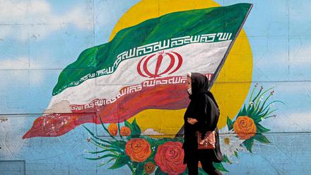 Im Iran müssen Frauen ein Kopftuch tragen.