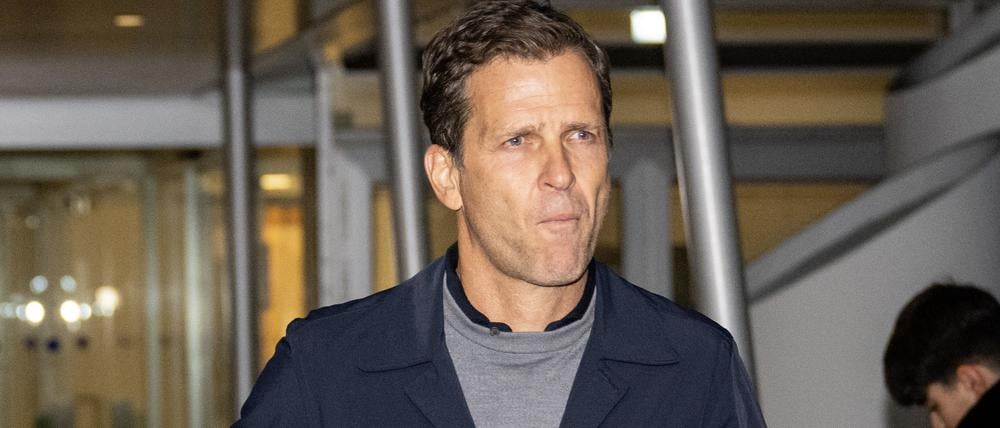 Abflug. Oliver Bierhoff vor der Rückreise aus Katar.