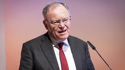 Stephan Weil (SPD), Ministerpräsident von Niedersachsen, hält bei einer Feststunde zum 75-jährigen Bestehen des Landvolk Niedersachsen im Hannover Congress Centrum (HCC) eine Rede.