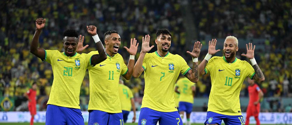Bei den Brasilianern gab es für jedes Tor ein Tänzchen.