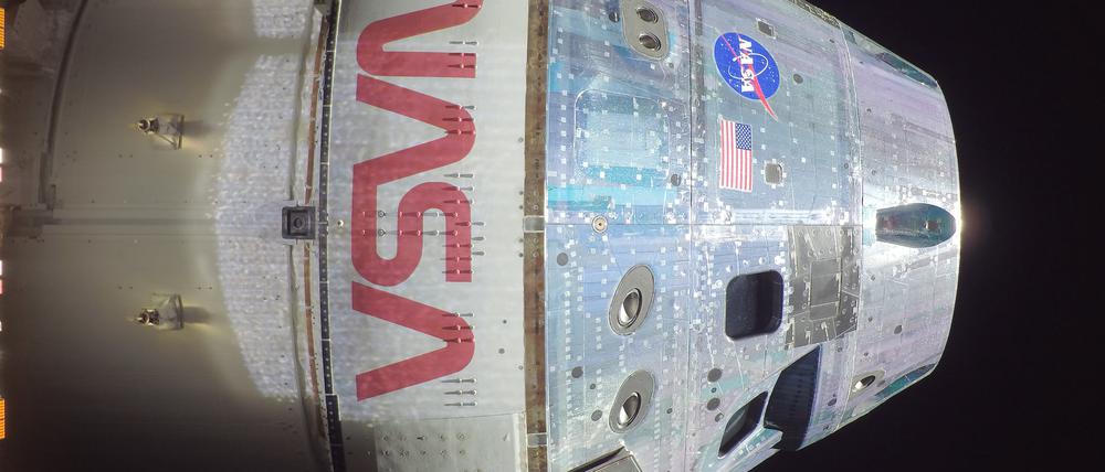 Selfie der „Orion“-Raumkapsel der Nasa.