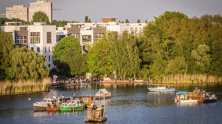 Rummelsburger Bucht zwichen den Bezirken Lichtenberg und Treptow-Köpenick.