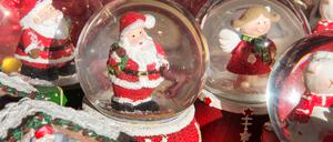  kitsch,weihnachtsmarkt,schneekugel,geschmacklos,kitschig,schund,christkindlmarkt,christkindlmärkte,weihnachtsmärkte,schüttelkugel *** kitsch,christmas market,snow ball,kitschs,trashy,christmas markets,snow balls 3ro-hqy