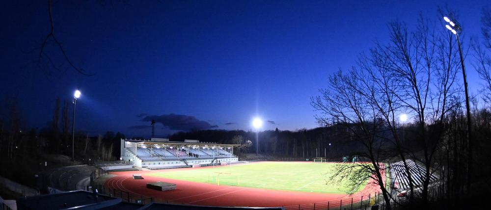 Fussball, Herren, Saison 2020/2021, Regionalliga Nordost, Berliner AK 07, Einweihung der Flutlichtanlage im Poststadion, Übersicht, 19.03. 2021, Copyright: xMatthiasxKochx 