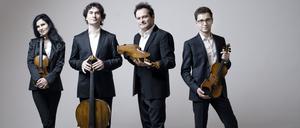 Das Belcea Quartet mit  Corina Belcea, Antoine Lederlin, Krzysztof Chorzelski und Axel Schacher (v.l.), für den in Berlin Sébastien Surel einsprang.