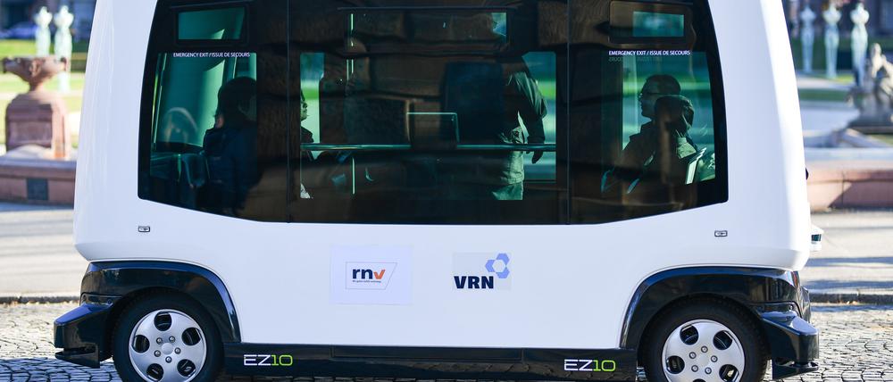 So könnte er aussehen: der rollende Roboterbus. 