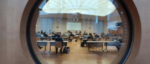 Die Stadtverordneten diskutierten mehr als 100 Tagesordnungspunkte. 