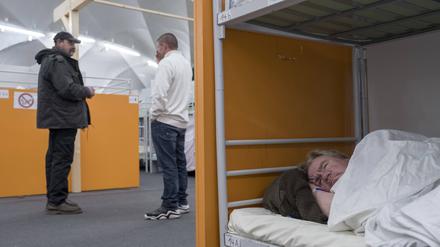 Obdachlosenunterkunft der Berliner Stadtmission in einer Traglufthalle in Berlin (Symbolbild).