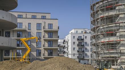 Der Wohnungsbau geht zurück, obwohl es viel Zuzug gibt. Seit 2015 sind fast vier Millionen Menschen nach Deutschland gekommen.