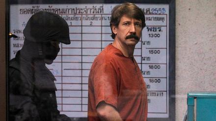 Viktor Bout im Jahr 2010 auf dem Weg zu einer Anhörung in Bangkok.