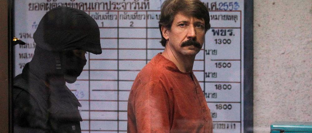 Viktor Bout im Jahr 2010 auf dem Weg zu einer Anhörung in Bangkok.