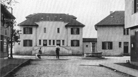 „Die Waldsiedlung Lichtenberg /  Neubabelsberg“ aus Wasmuths Monatshefte für Baukunst und Städtebau, Ausgabe 5.1920/1921.