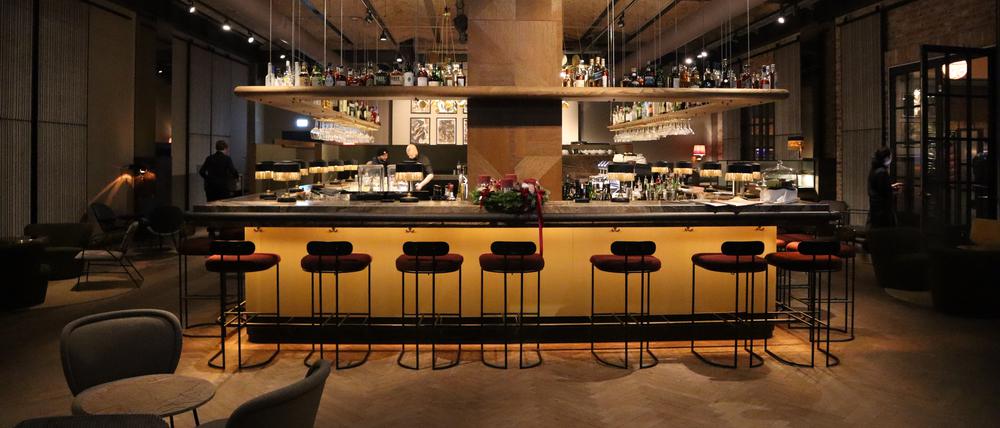 Die Bar des Hotels soll als Begegnungsstätte zwischen Einheimischen und internationalen Unternehmern dienen.