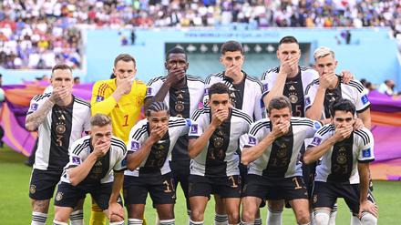 Der Deutsche Fußball-Bund und seine Mannschaft haben bei der WM ein besorgniserregendes Bild abgegeben.