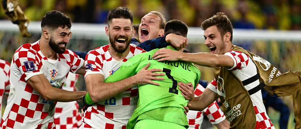 Torwart Dominik Livakovic und seine Teamkollegen.