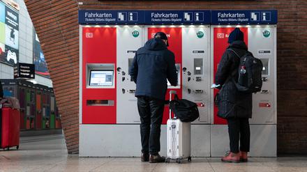 Das deutschlandweit gültige Nah- und Regionalverkehrsticket für 49 Euro im Monat soll nächstes Jahr eingeführt werden (Symbolbild).