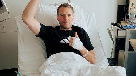 Manuel Neuer im Krankenhaus