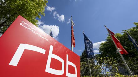 Frühere leitende Angestellt des RBB kassieren üppige Ruhestandsgelder.