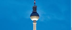 Berliner Fernsehturm am Alexanderplatz, Blick aus dem Club „Weekend“.