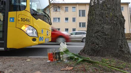 Die Unfallstelle in der Leonorenstraße im Berliner Stadtteil Lankwitz
