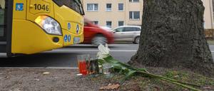 Die Unfallstelle in der Leonorenstraße im Berliner Stadtteil Lankwitz