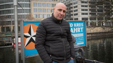 Reeder Luis Lindner am Dom-Anleger.