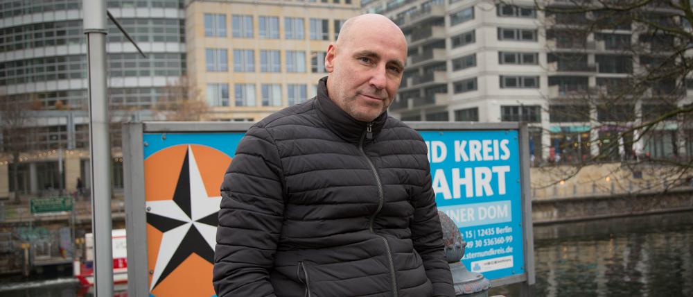 Reeder Luis Lindner am Dom-Anleger.