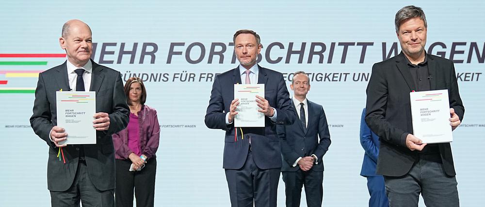 Die Spitzen der Ampelkoalition bei der Präsentation ihres Koalitionsvertrags.