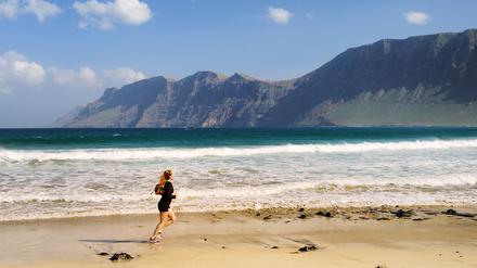 Maria Tietze muss im Trainingslager morgendliche Runden über Lanzarote laufen. (Symbolbild)
