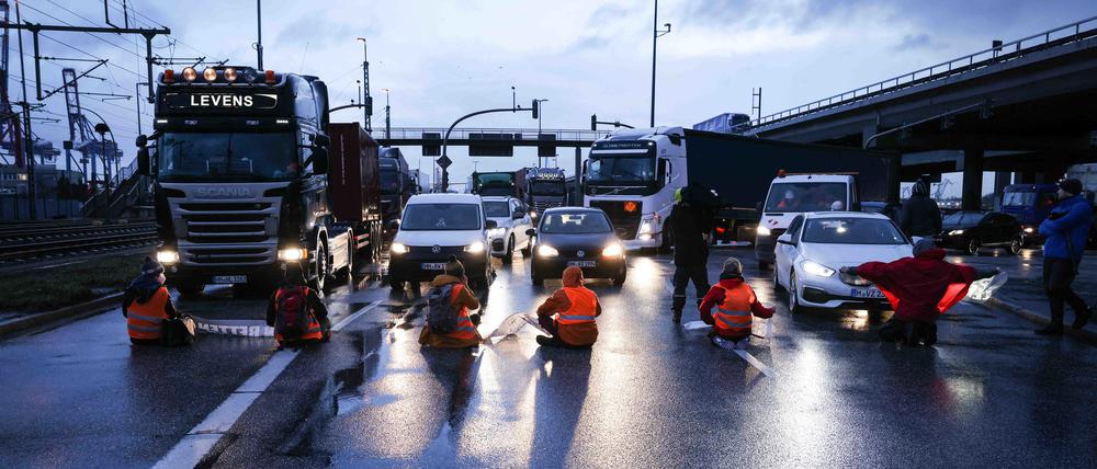 Straßenblockade der Letzten Generation (Symbolbild).