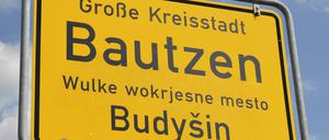 Ortsschild von Bautzen (Sachsen).