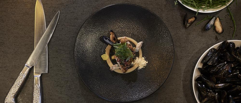 Queller am Teller: Gelungene Inszenierung im Restaurant „Courtier“.