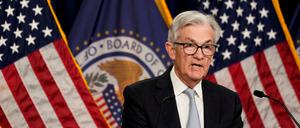 FILE PHOTO: Federal Reserve Board Chairman Jerome Powell speaks during a news conference following a closed two-day meeting of the Federal Open Market Committee on interest rate policy in Washington, U.S., November 2, 2022. REUTERS/Elizabeth Frantz/File Photo