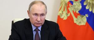 Wladimir Putin bei einer Konferenz in Russland.