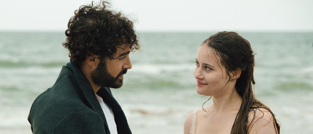 Sisi (Dominique Devenport) trifft Graf Andrássy (Giovanni Funiati).