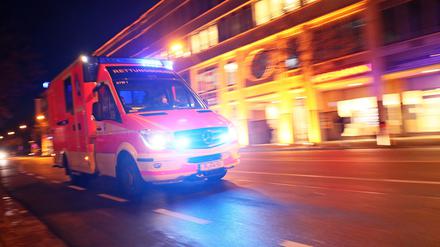 Ein Rettungswagen im Einsatz. (Symbolbild)