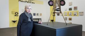 Ursula Block in ihrer Ausstellung "Broken Music Vol.2" am Hamburger Bahnhof, in Berlin.