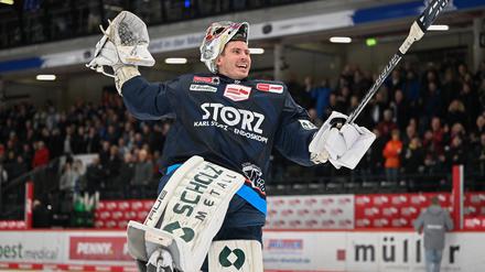 Jubelt gern und oft. Joacim Eriksson nach einem Sieg der Wild Wings.