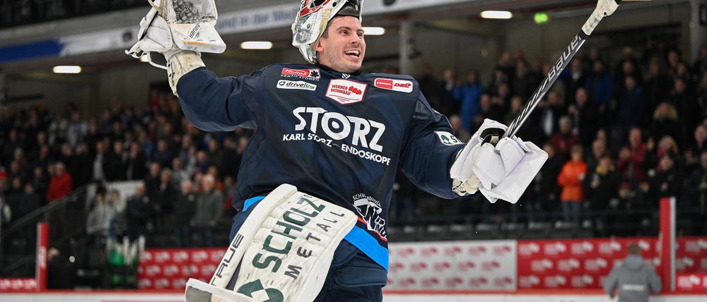 Jubelt gern und oft. Joacim Eriksson nach einem Sieg der Wild Wings.